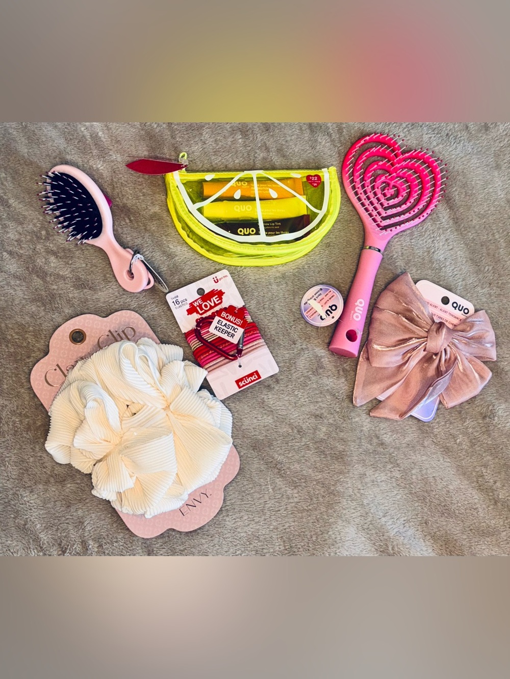 ❤️ Quo+ Hair Accessory & Cosmetics Bundle ❤️